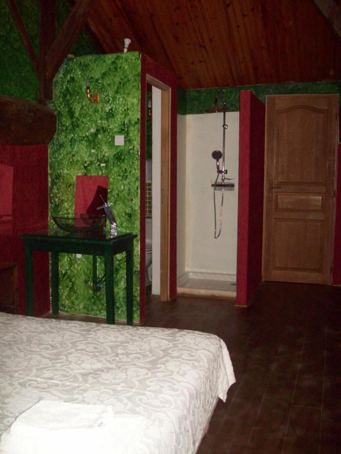Chateau Le Guit Grignols  Bagian luar foto